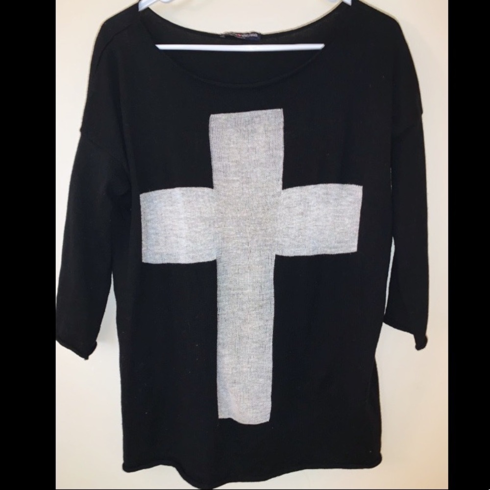 Brandy Melville sweater